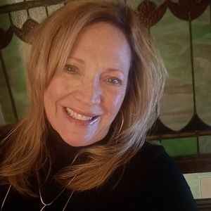 Meet your Posher, Anne